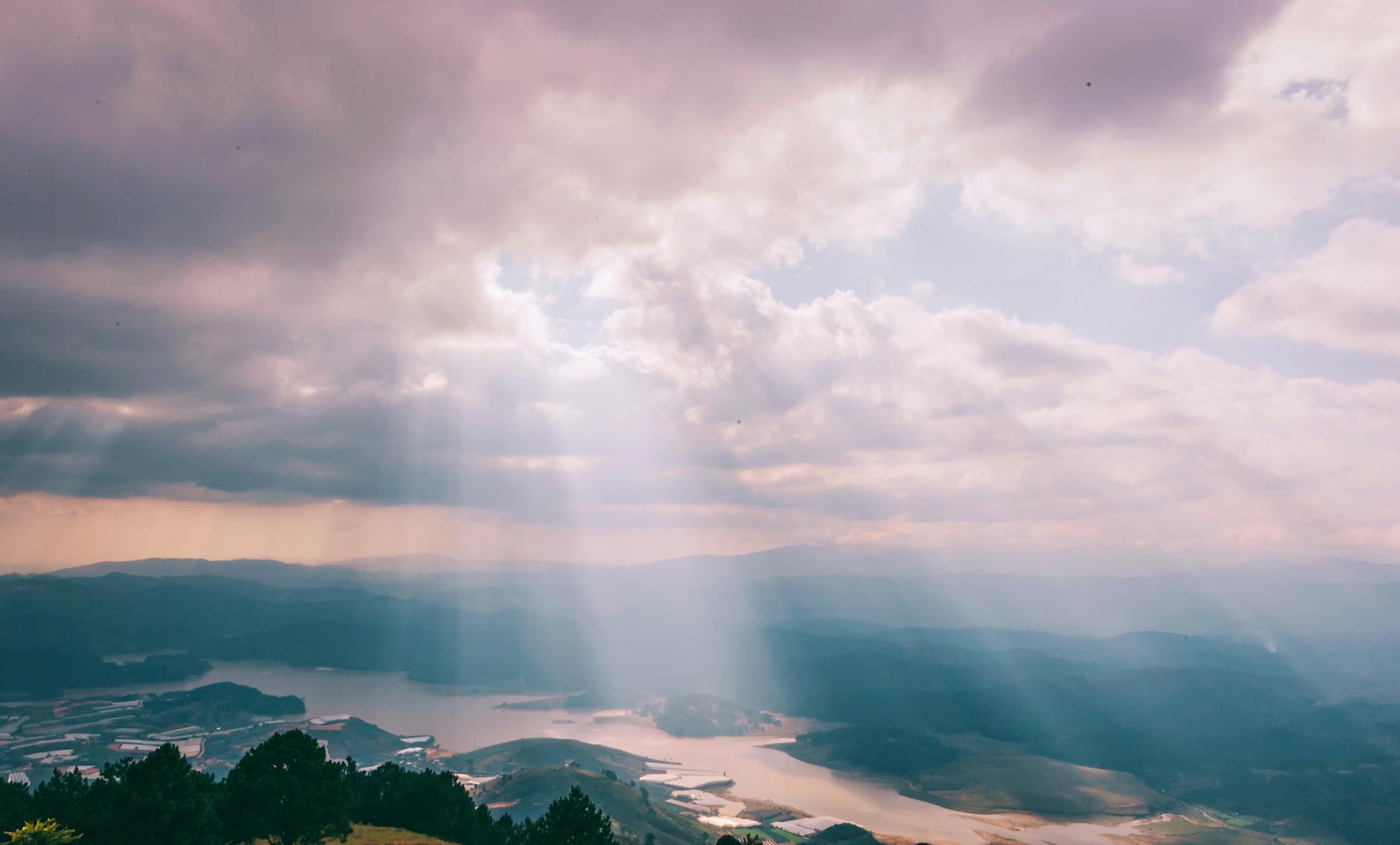 mountains with crepuscular ray